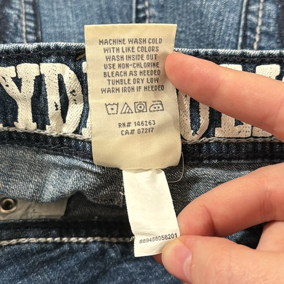 Hydraulic Lola Curvy cuffed fringe hem denim embellished mini shorts sz 9/10 - Picture 12 of 12